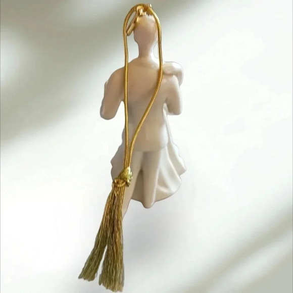 Lenox 2018 annual ornaments bride and groom - Picture 5 of 8